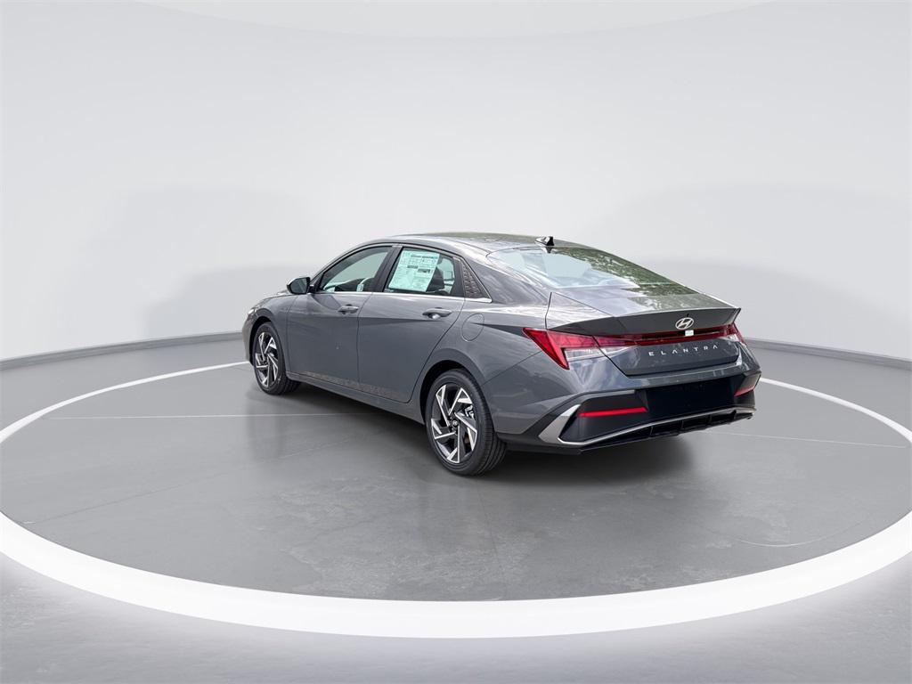 new 2025 Hyundai Elantra car, priced at $25,543
