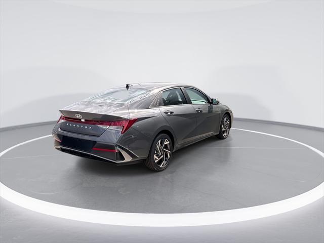 new 2025 Hyundai Elantra car, priced at $25,543