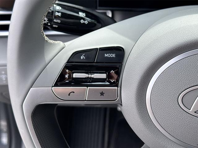 new 2025 Hyundai Elantra car, priced at $25,543