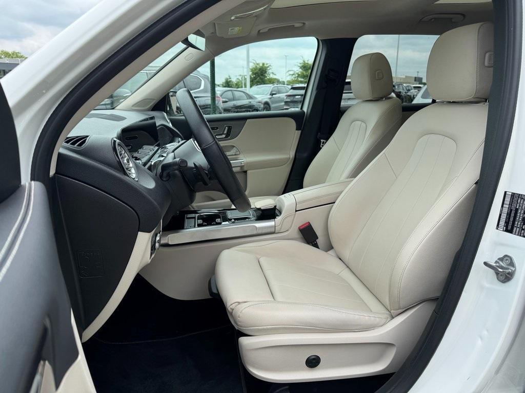 used 2021 Mercedes-Benz GLB 250 car, priced at $28,444