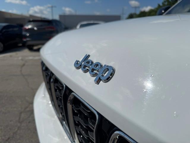 used 2022 Jeep Grand Cherokee L car, priced at $30,994