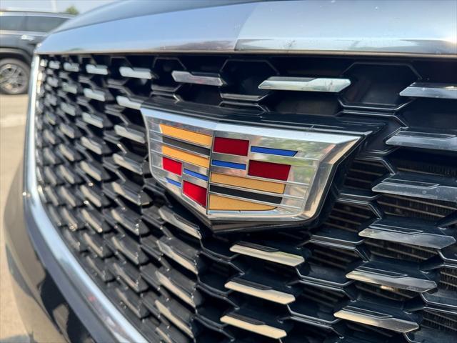 used 2022 Cadillac XT5 car, priced at $30,744