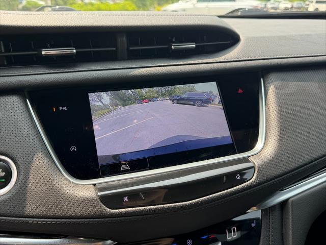 used 2022 Cadillac XT5 car, priced at $30,744