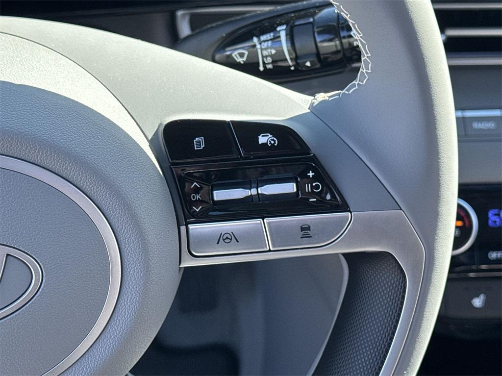 new 2025 Hyundai Elantra car, priced at $24,226