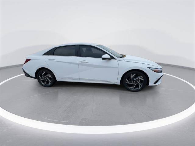 new 2024 Hyundai Elantra car, priced at $23,717