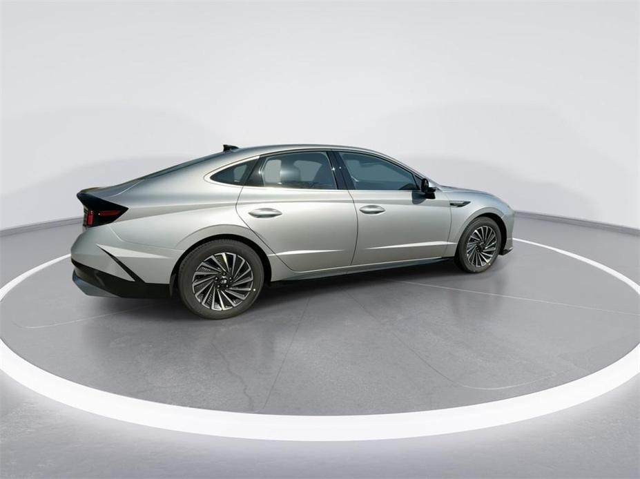 new 2024 Hyundai Sonata Hybrid car, priced at $28,145