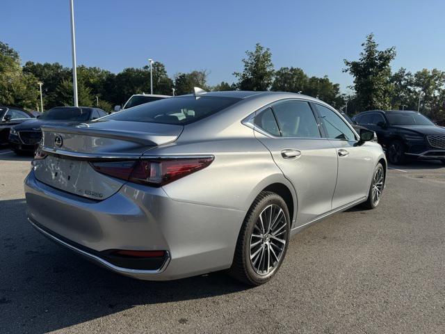 used 2023 Lexus ES 250 car, priced at $30,884