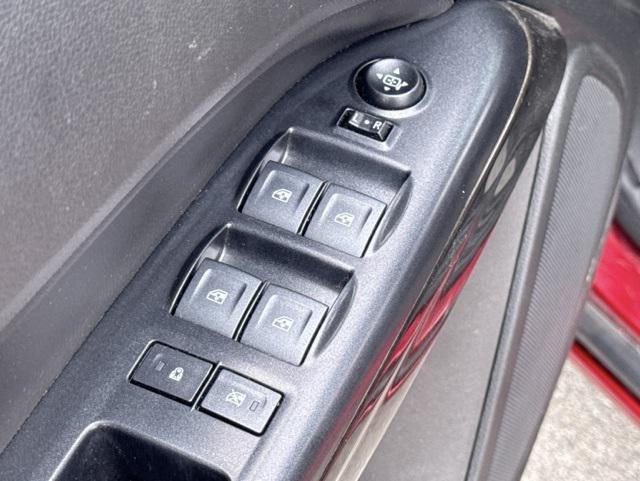 used 2022 GMC Canyon car, priced at $28,224