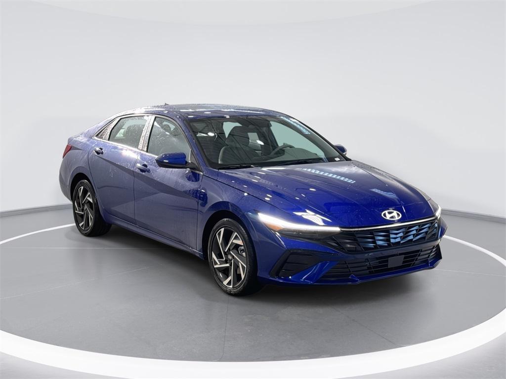 new 2025 Hyundai Elantra car, priced at $25,216