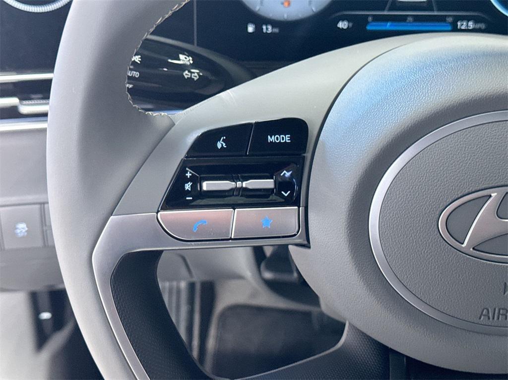 new 2025 Hyundai Elantra car, priced at $23,466