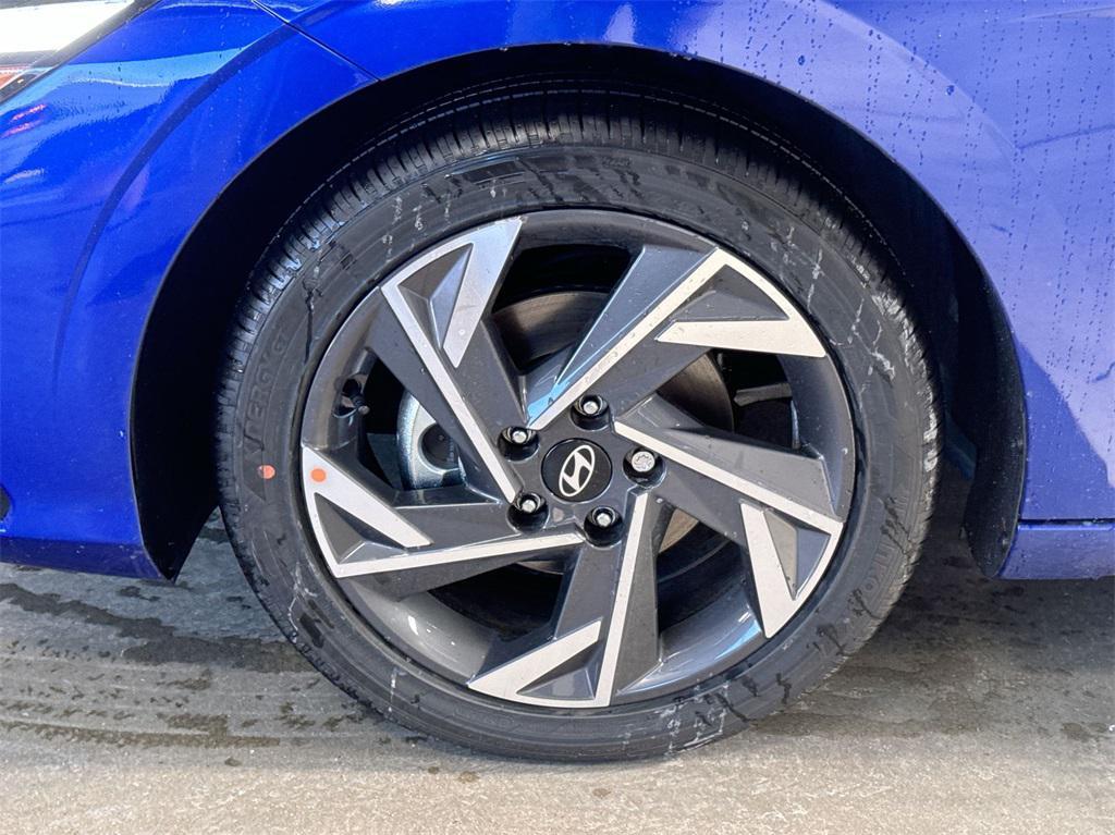 new 2025 Hyundai Elantra car, priced at $23,466