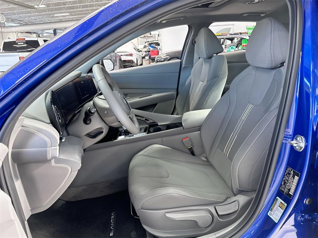 new 2025 Hyundai Elantra car, priced at $23,466