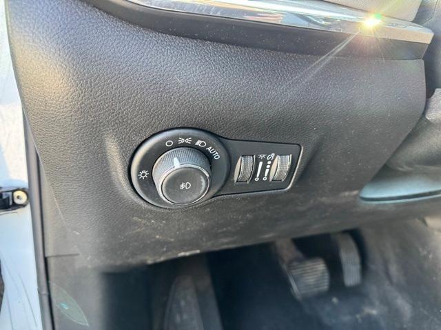 used 2022 Jeep Compass car, priced at $20,994