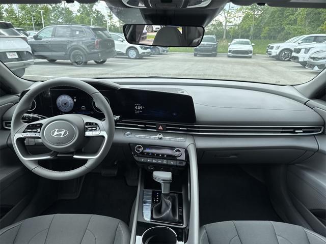 new 2025 Hyundai Elantra car, priced at $25,574