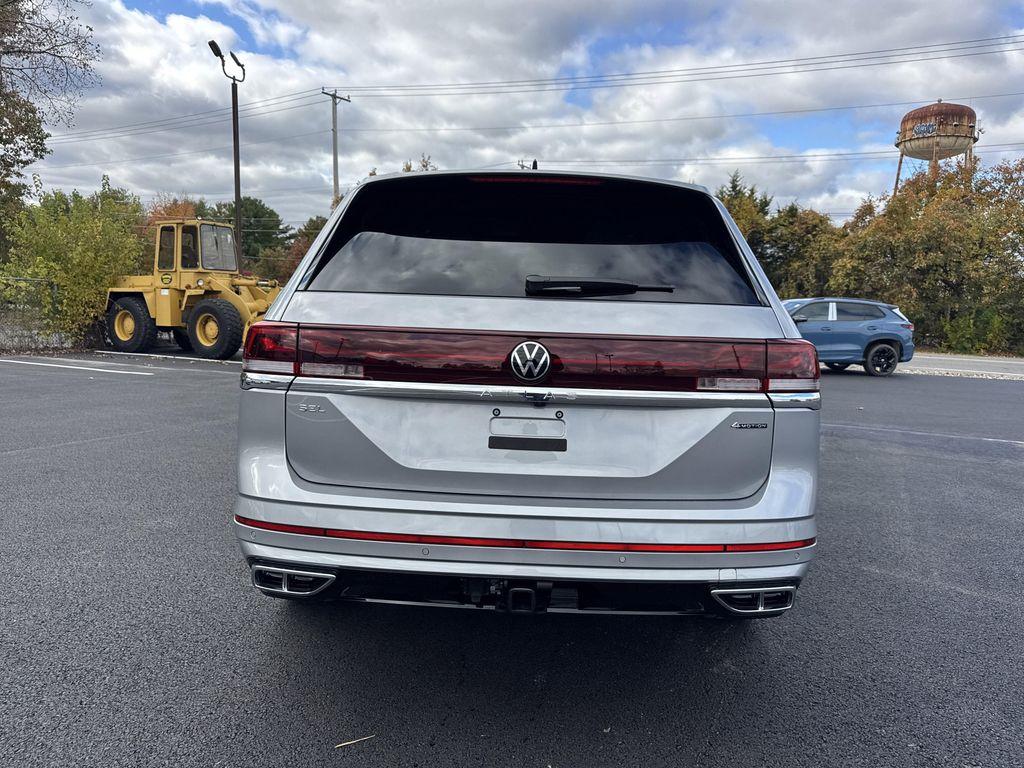 new 2026 Volkswagen Atlas car, priced at $53,748