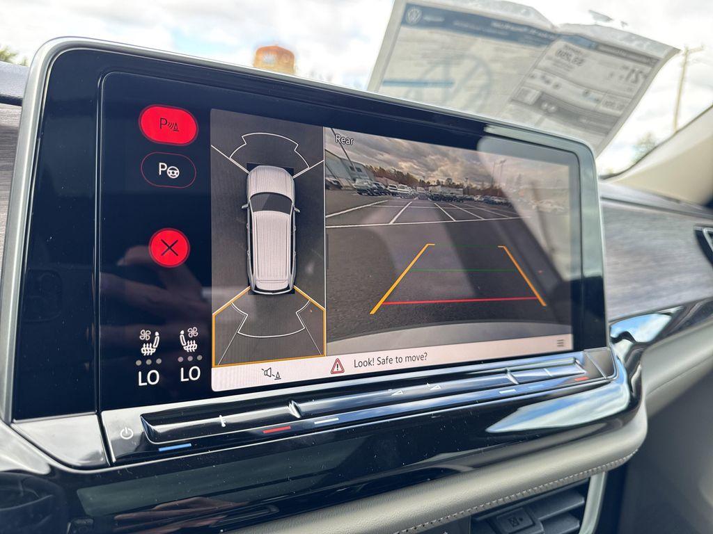 new 2026 Volkswagen Atlas car, priced at $53,748