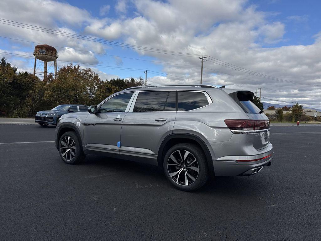 new 2026 Volkswagen Atlas car, priced at $53,748