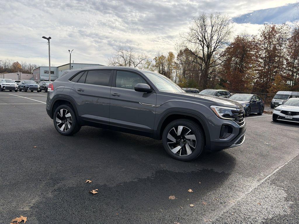 new 2026 Volkswagen Atlas Cross Sport car, priced at $46,136