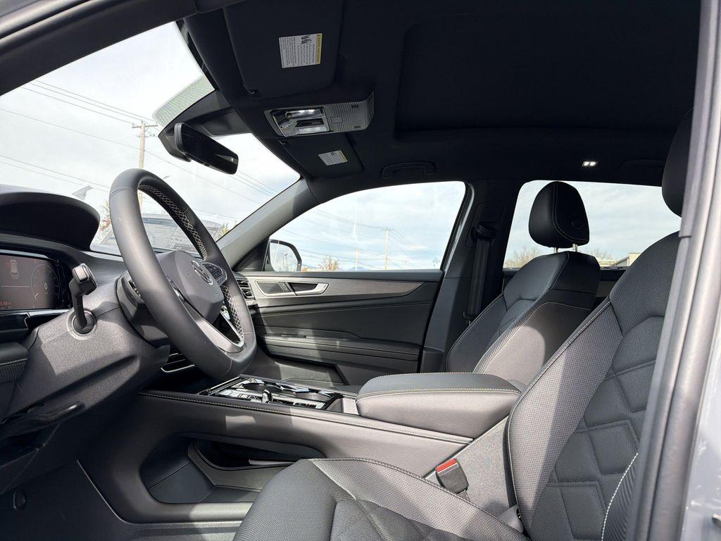 new 2026 Volkswagen Atlas Cross Sport car, priced at $46,136