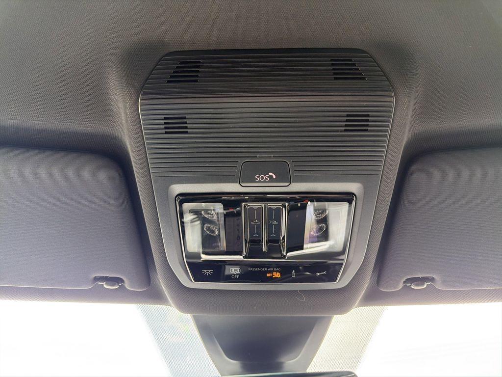 new 2026 Volkswagen Atlas Cross Sport car, priced at $46,136