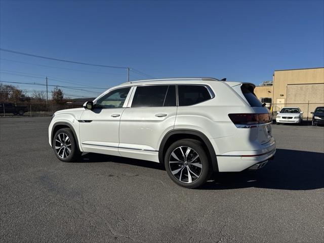 new 2025 Volkswagen Atlas car, priced at $52,857