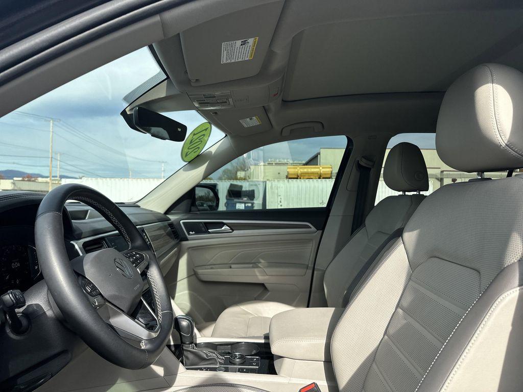 used 2021 Volkswagen Atlas car, priced at $25,495