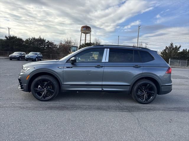 new 2024 Volkswagen Tiguan car, priced at $35,324