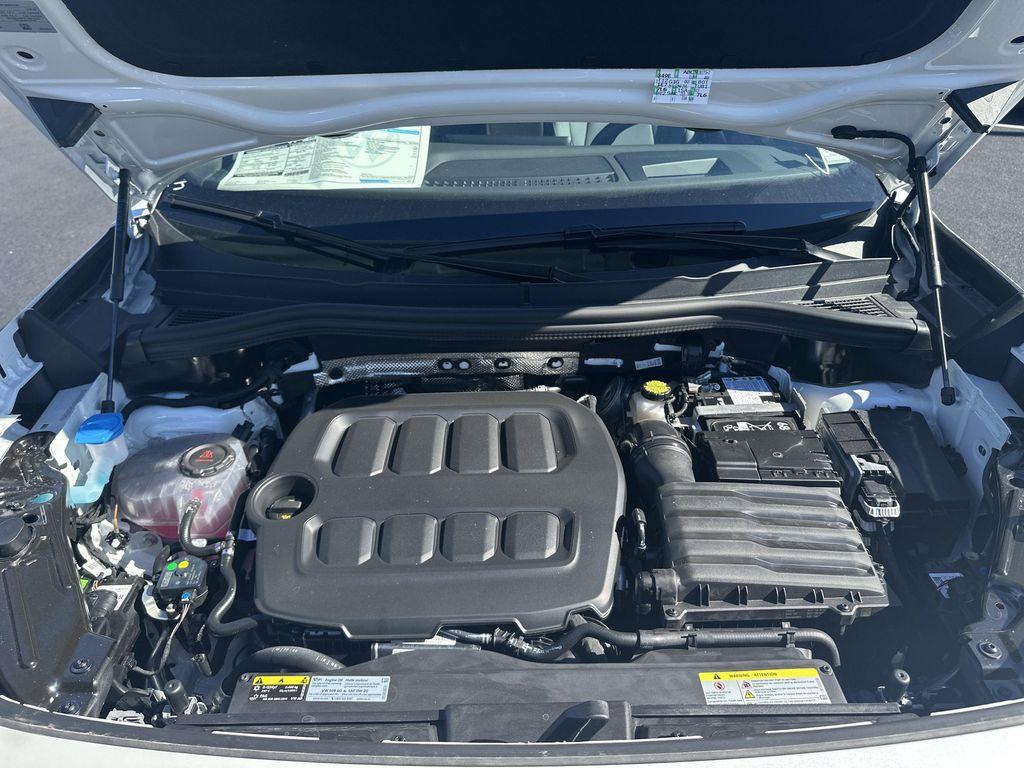 new 2025 Volkswagen Tiguan car, priced at $37,702