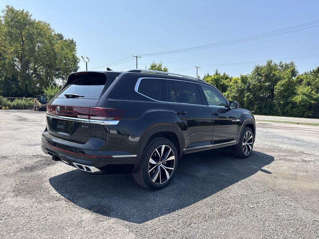 new 2026 Volkswagen Atlas car, priced at $53,748