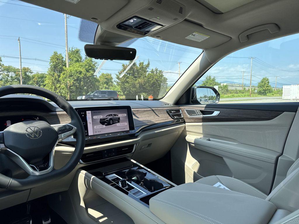 new 2026 Volkswagen Atlas car, priced at $53,748