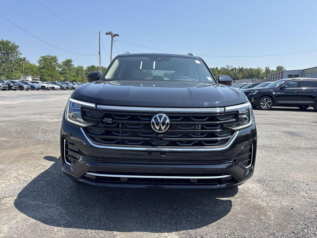 new 2026 Volkswagen Atlas car, priced at $53,748