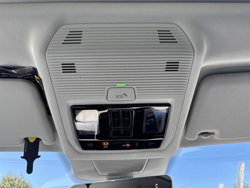 new 2025 Volkswagen Tiguan car, priced at $35,287