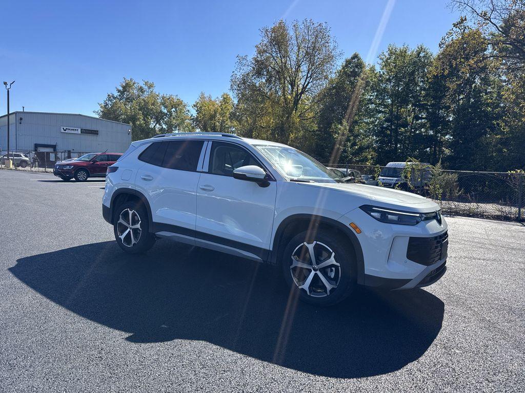 new 2025 Volkswagen Tiguan car, priced at $35,287