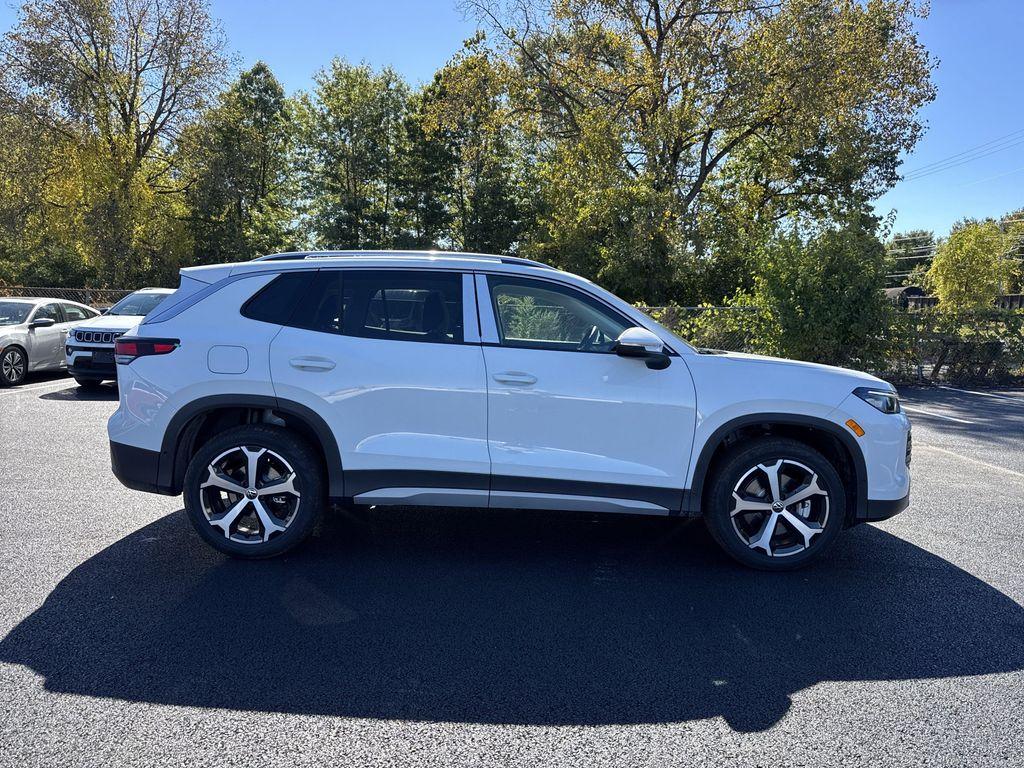 new 2025 Volkswagen Tiguan car, priced at $35,287