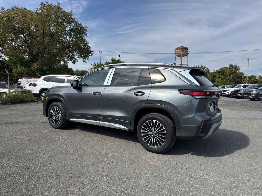 new 2025 Volkswagen Tiguan car, priced at $31,182