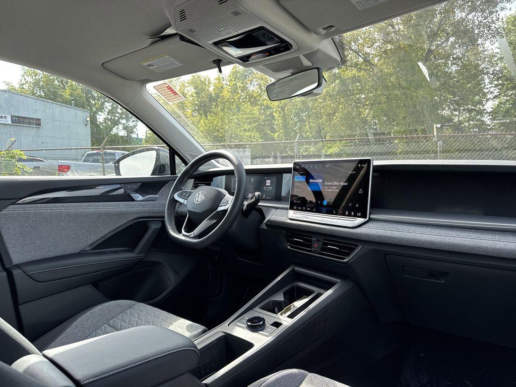 new 2025 Volkswagen Tiguan car, priced at $31,182