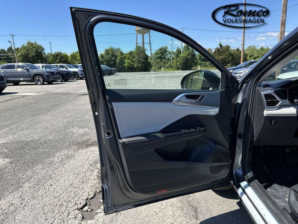 new 2025 Volkswagen Taos car, priced at $31,280