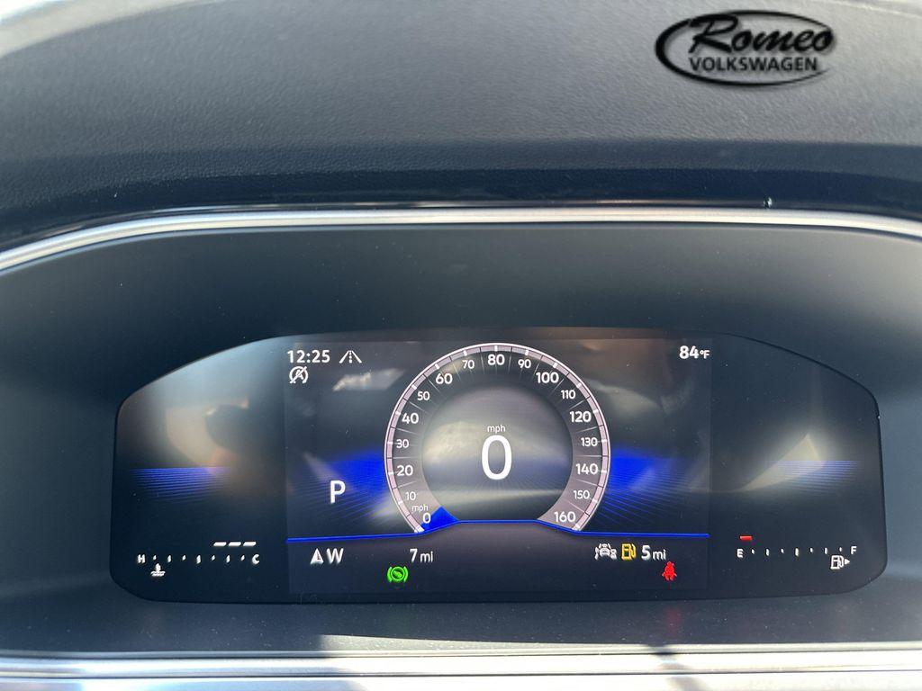 new 2025 Volkswagen Taos car, priced at $31,280