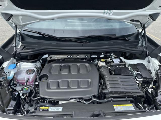 new 2025 Volkswagen Tiguan car, priced at $38,036