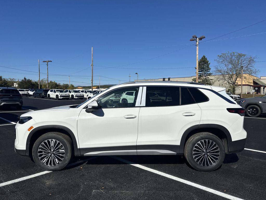 new 2025 Volkswagen Tiguan car, priced at $30,886