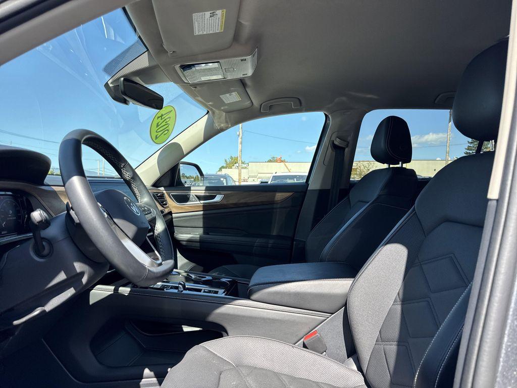 used 2024 Volkswagen Atlas car, priced at $32,595
