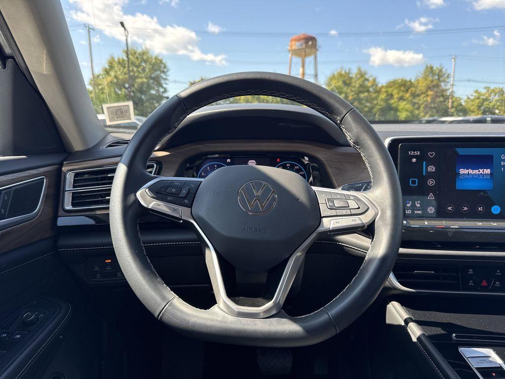 used 2024 Volkswagen Atlas car, priced at $32,595
