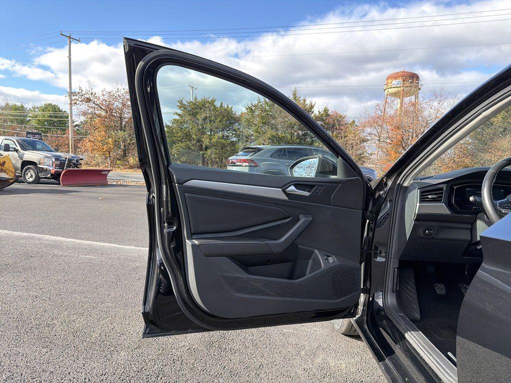 used 2023 Volkswagen Jetta car, priced at $18,465