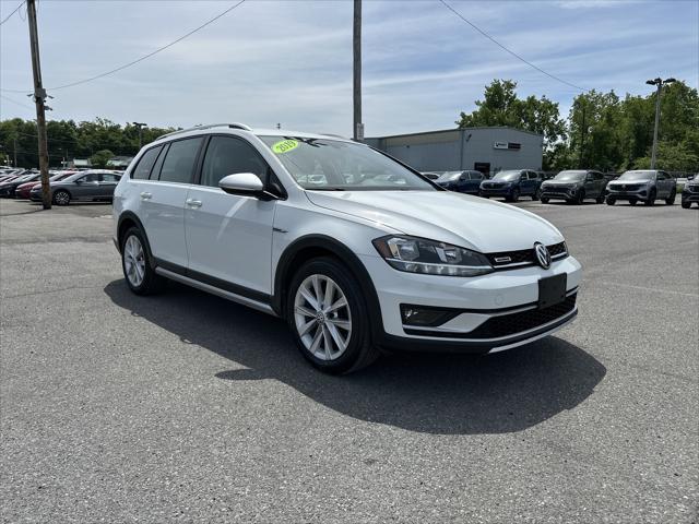 used 2019 Volkswagen Golf Alltrack car, priced at $18,995