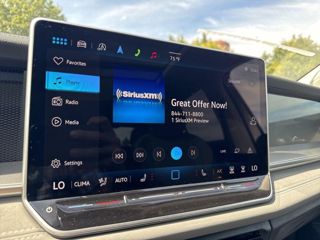 new 2025 Volkswagen Tiguan car, priced at $34,882