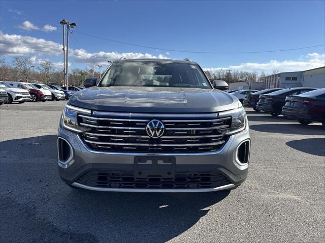 new 2025 Volkswagen Atlas car, priced at $47,726