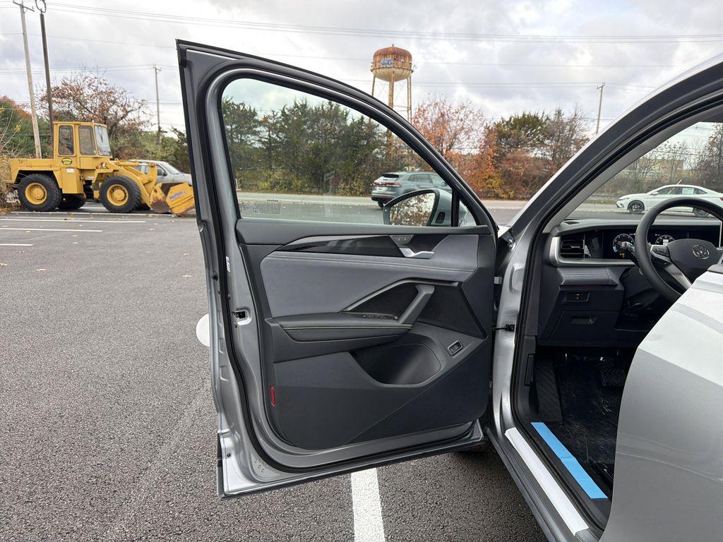 new 2026 Volkswagen Tiguan car, priced at $36,897