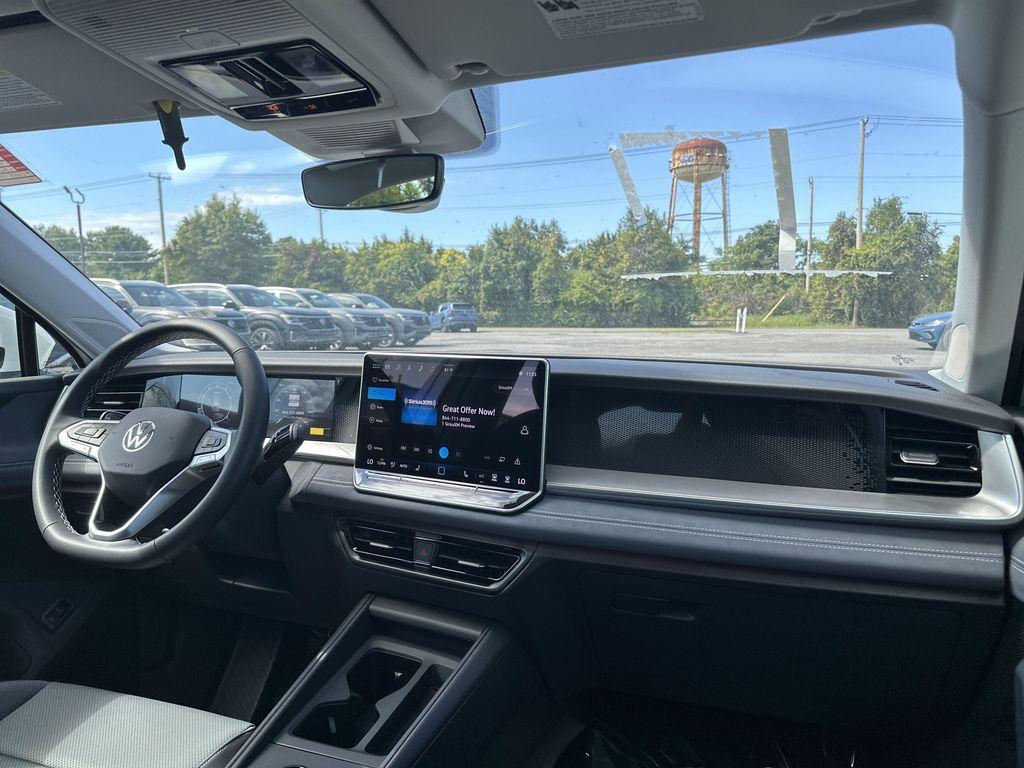 new 2025 Volkswagen Tiguan car, priced at $36,030