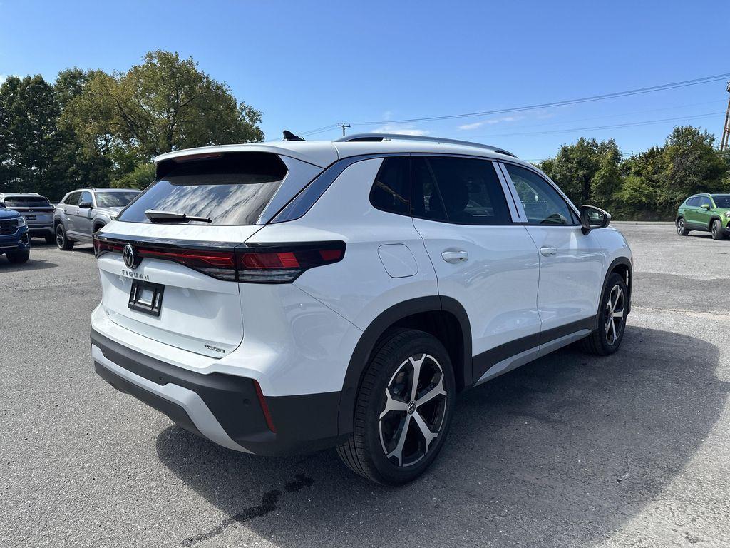 new 2025 Volkswagen Tiguan car, priced at $36,030