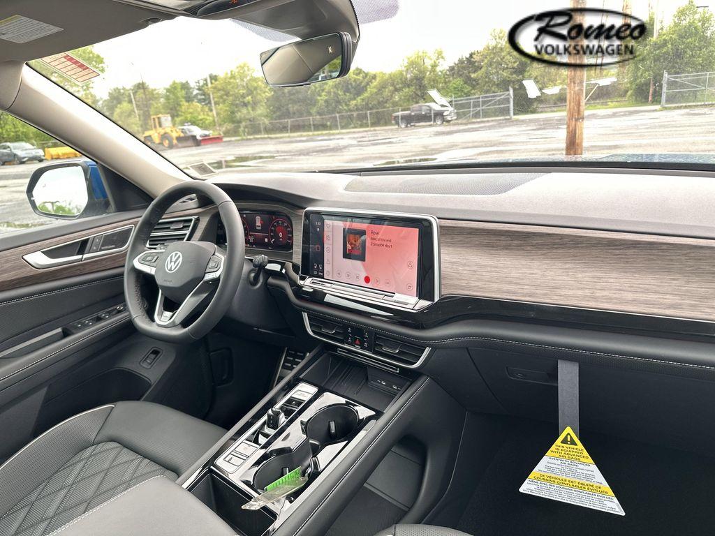 new 2025 Volkswagen Atlas car, priced at $50,495